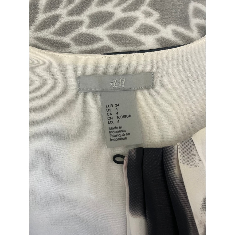 H&M Watercolor Shift Dress sz 4 Black White Abstract Sleeveless Office Business - Picture 4 of 7